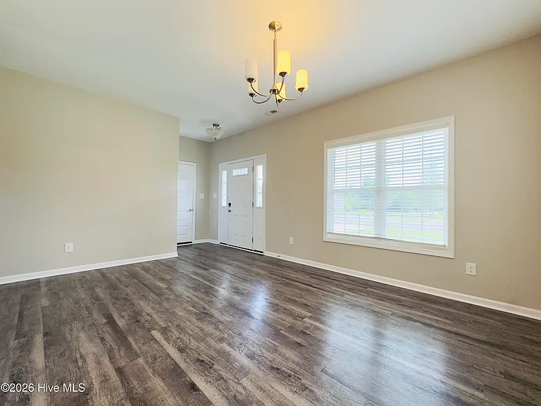 306 Independence Blvd — Photo 5