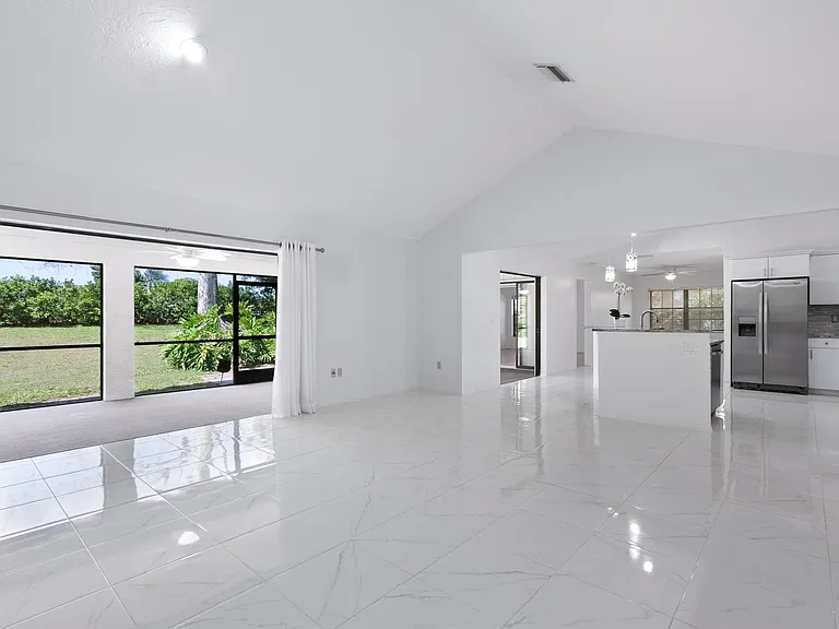 1756 Cottonwood Trl — Photo 14