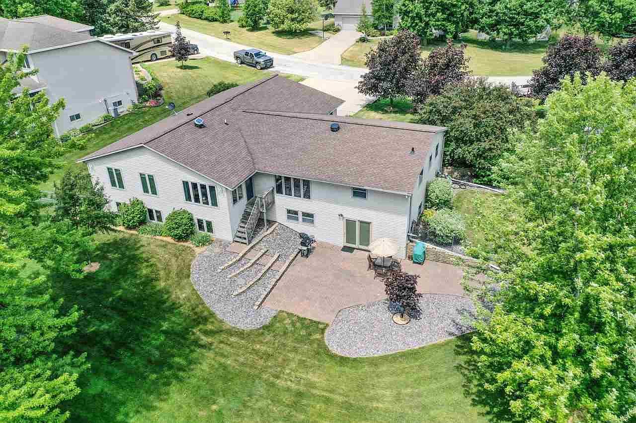 3070 Claymore Ln New Franken Wi Mls Zillow