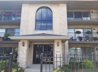 6331 W 63rd St UNIT 3A, Chicago, IL 60638