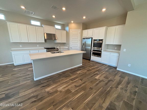 3rd image of 6751 W Winding Knoll Pl