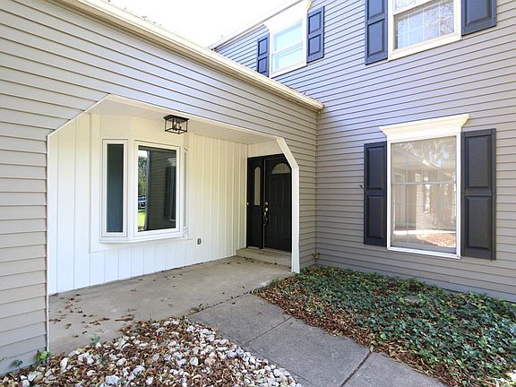 2nd image of 1360 Apple Brook Ln