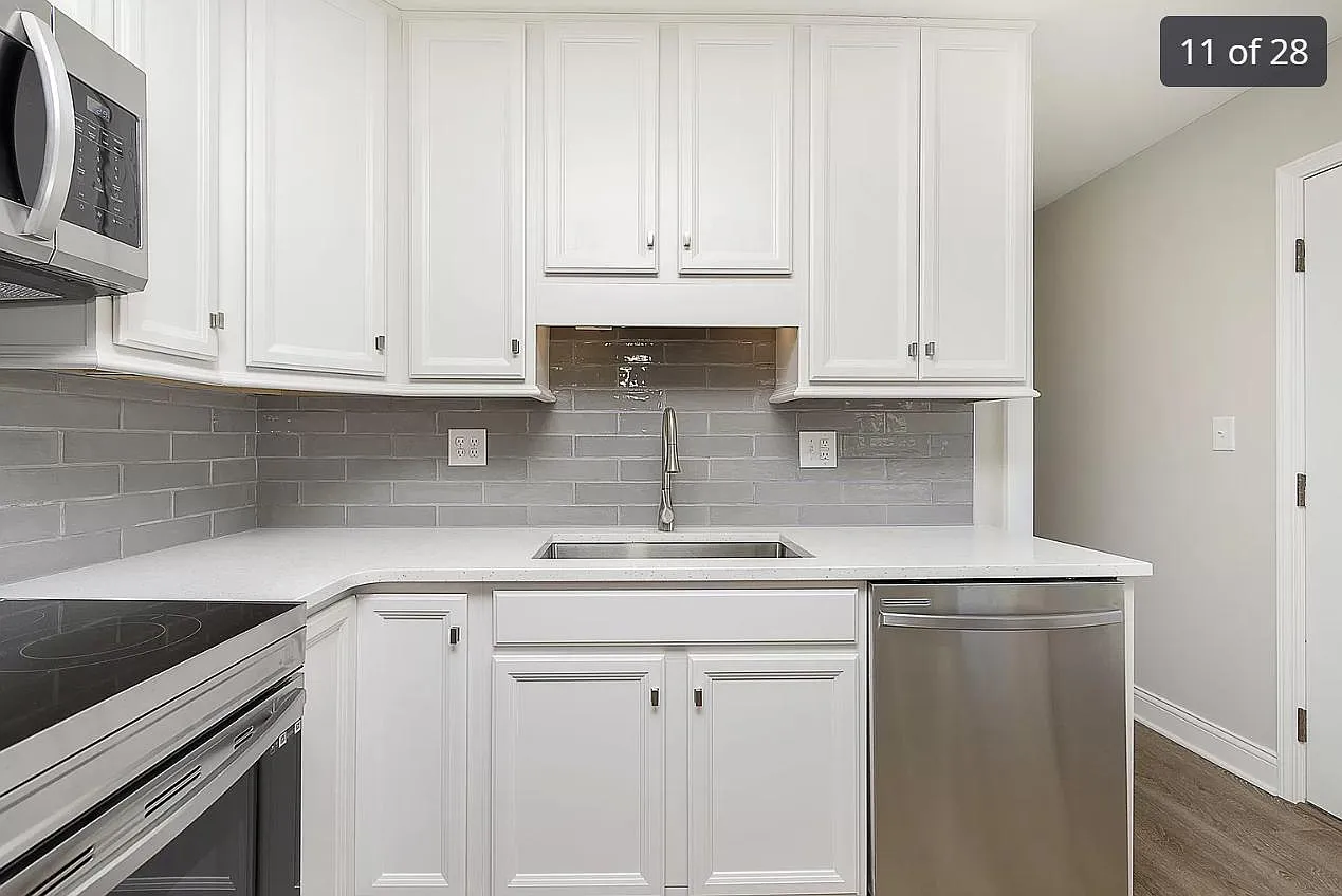 3 bed, 1325 sqft, $1,800 — Photo 3