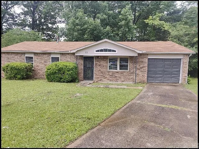 13 Dawn Ct — Photo 2
