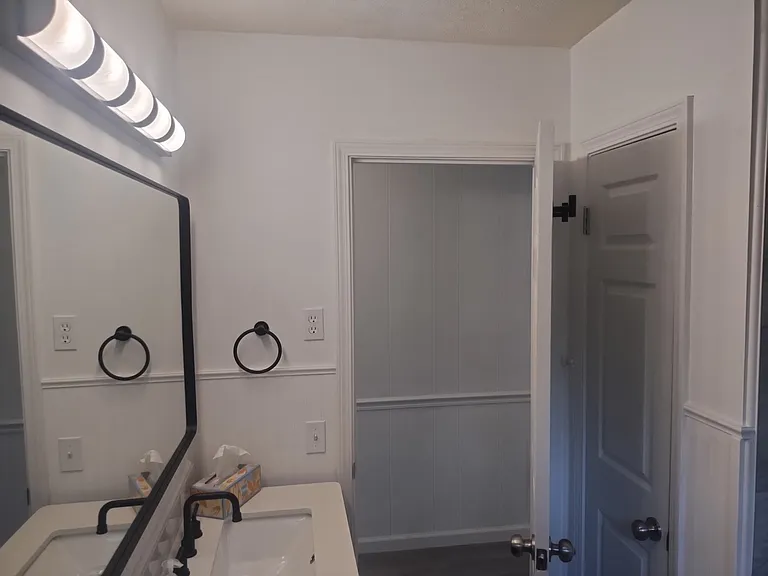 244 Sterling Rd — Photo 29