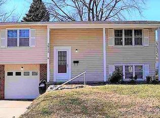 3918 N 97th St, Omaha, NE 68134