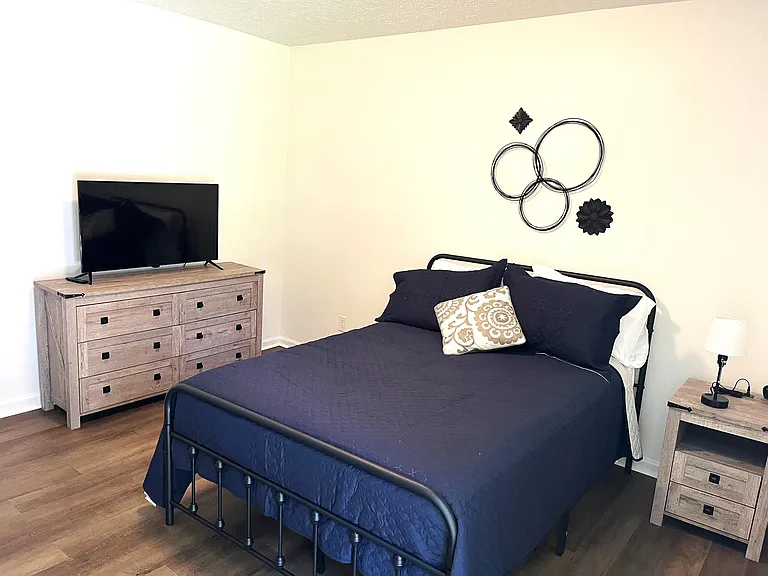 21 Valleywood Dr #3 — Photo 8
