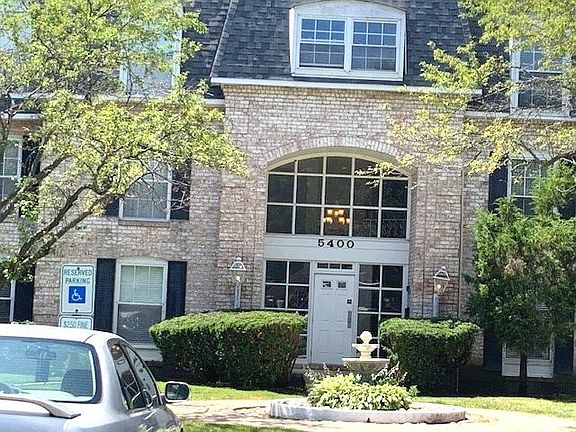 2nd image of 5400 Carriageway Dr APT 202