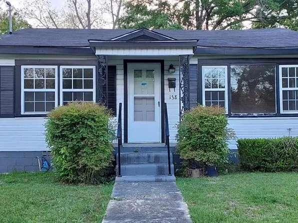138 9th St SW, Cairo, GA 39828