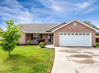 7213 Angel Place Ln, Corryton, TN 37721