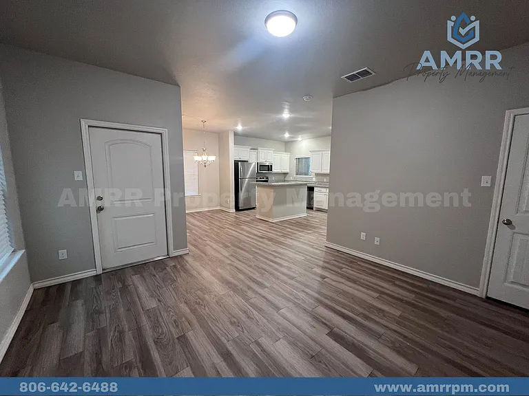 6040 24th St #6 — Photo 8