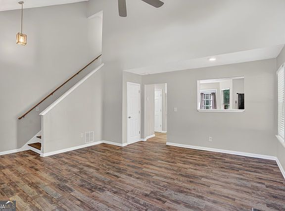 2nd image of 5515 Forest Downs Cir