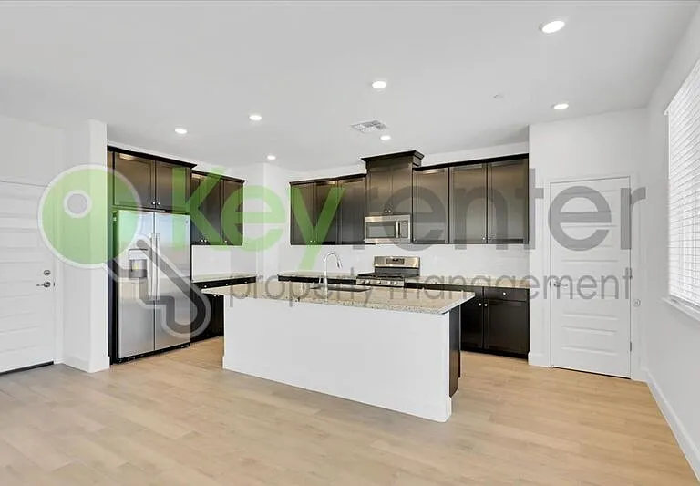224 Twilight Peak Ct — Photo 10