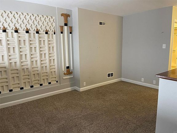 4th image of 1052 S Kingshighway Blvd #Q