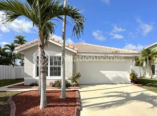 1876 SW 177th Ter, Hollywood, FL 33029