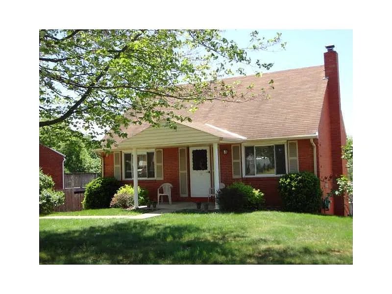105 William Cir photo 1