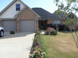 13710 Trethorne Cir, North Little Rock, AR 72117