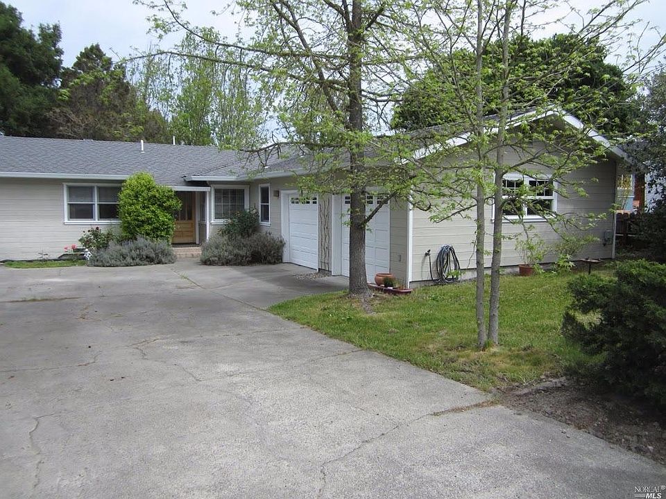 1st image of 17 Melinda Ln