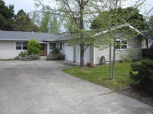 17 Melinda Ln, Petaluma, CA 94952