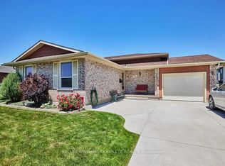 63 Robert St, Welland, ON L3B5T8