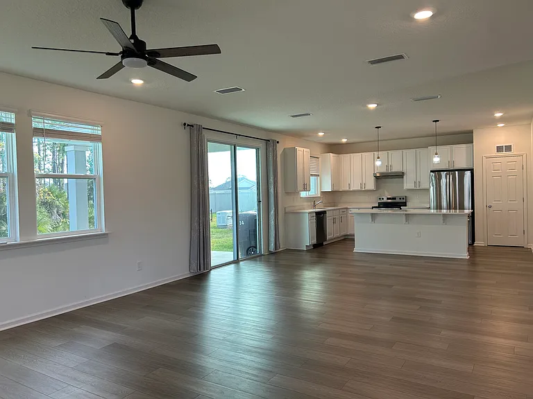 14 Gilded Ct — Photo 3
