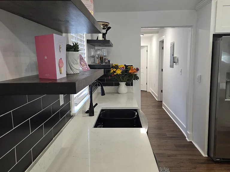 755 Bonnie Brae Ave SW — Photo 6