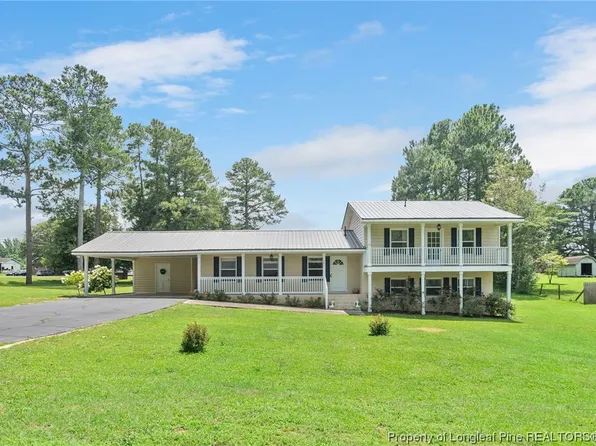 321 Edgewater Dr, Broadway, NC 27505