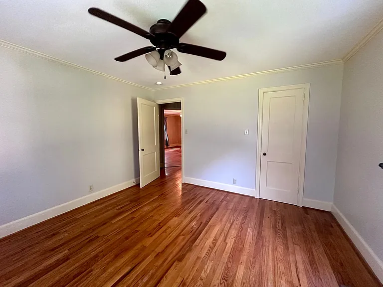 5909 George King Rd — Photo 9