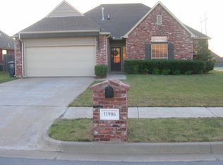 11906 S Primrose St, Jenks, OK 74037