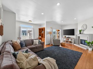 606 Clubhouse Ave, Newport Beach, CA 92663