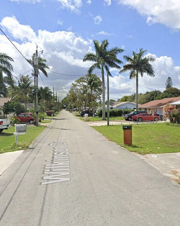 2nd image of 4174 Wilkinson Drive