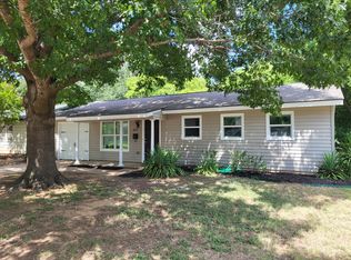 822 Milam Dr, Euless, TX 76039