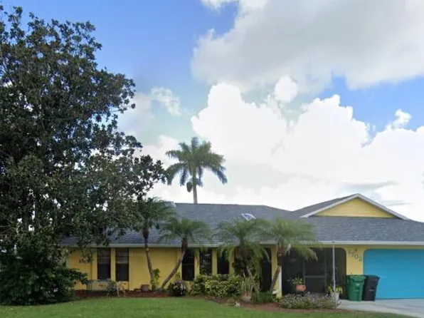 1702 SE Aneci Street, Port St Lucie, FL 34983