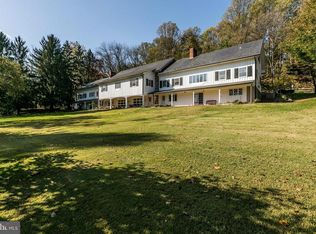5 Running Fox Rd, Glen Arm, MD 21057