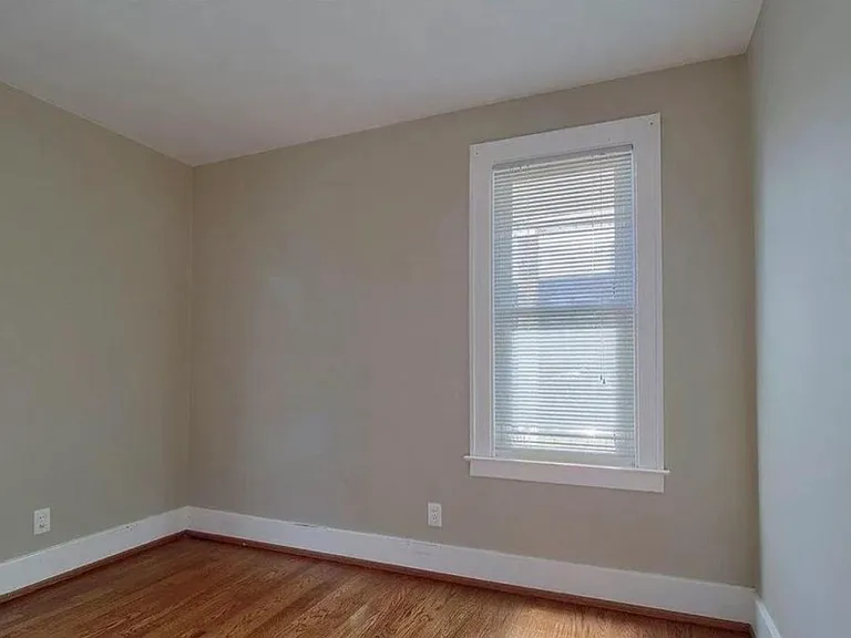 1595 Anita Ave #1 — Photo 8
