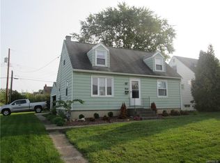 79 Daniel Ave, Cheektowaga, NY 14225