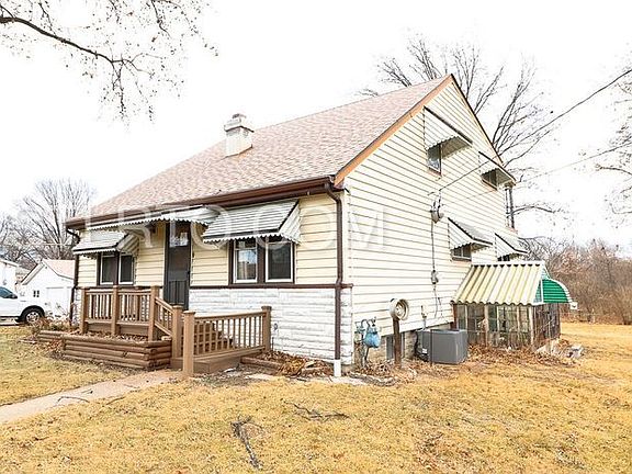 2nd image of 7408 Foxmont Dr
