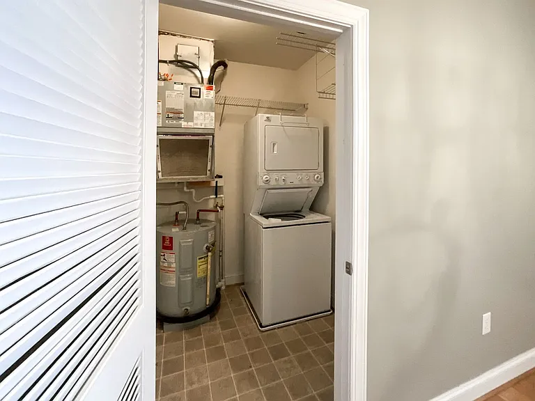 518 Clarice Ave #308 — Photo 50