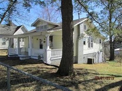 2nd image of 504 Cedar Ave