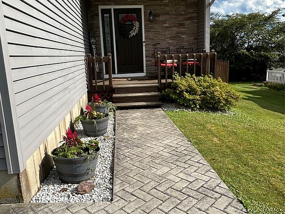 2nd image of 1121 Talan Dr
