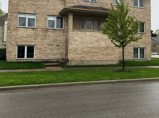 4103 Joliet Ave APT 1B, Lyons, IL 60534