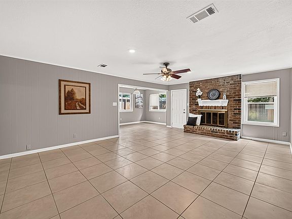 3rd image of 24114 Spring Briar Ln