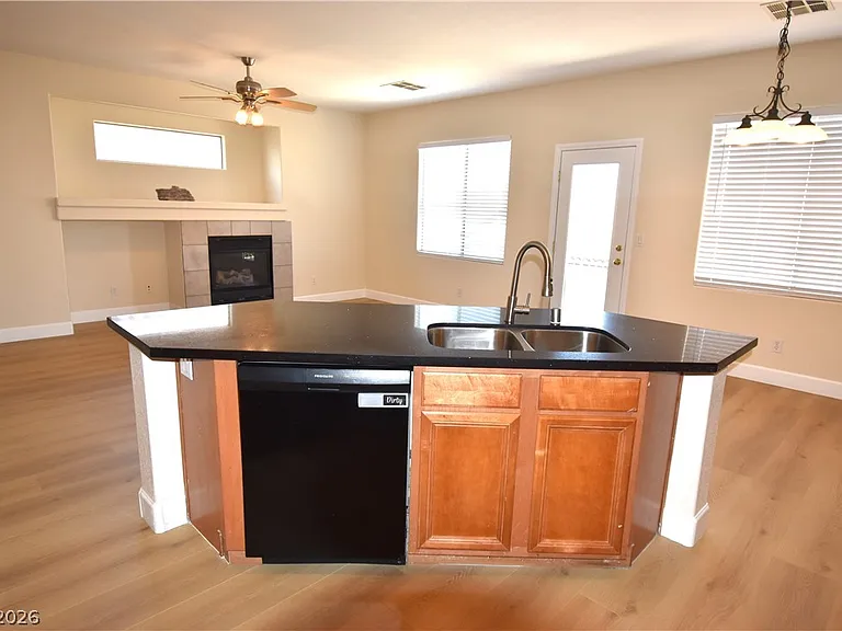 6350 Barrington Bridge Ave — Photo 5