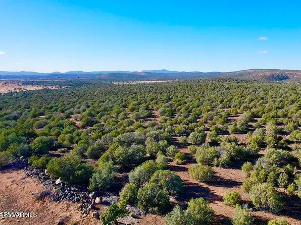 Tbd Fort Rock, Seligman, AZ 86337