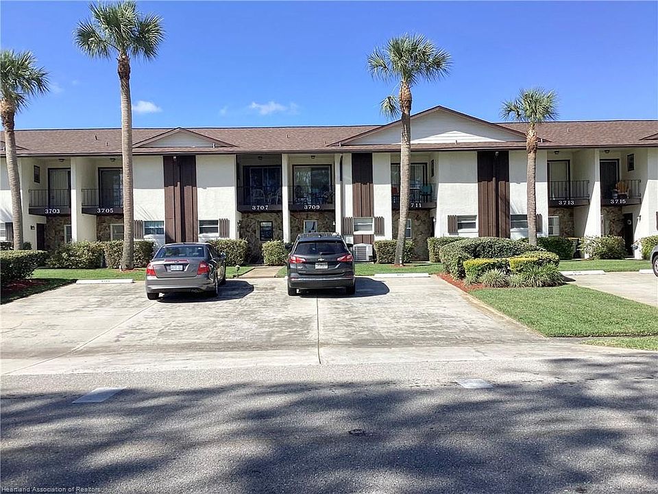 1st image of 3709 Edgewater Dr