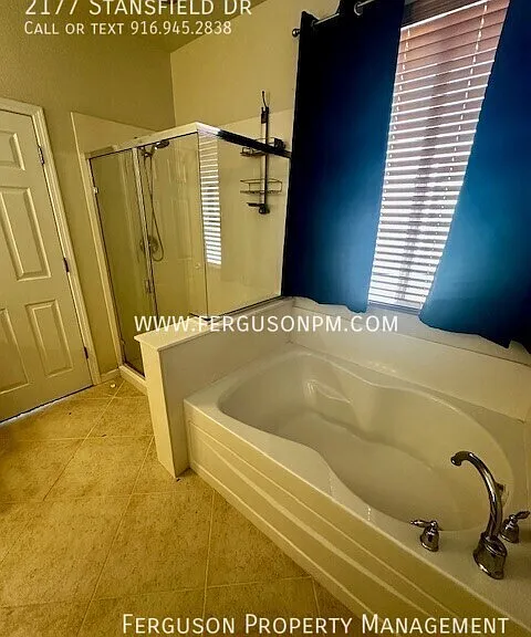2177 Stansfield Dr — Photo 16