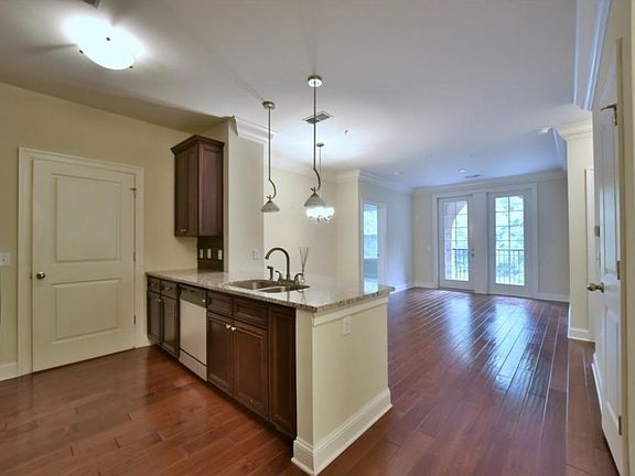 5th image of 901 Abernathy Rd APT 4190