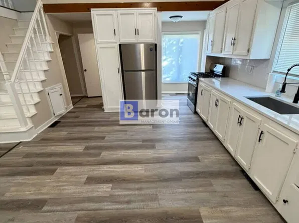 2019 Catalpa St, South Bend, IN 46613