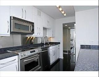 4th image of 1560 N Sandburg Ter APT 601J