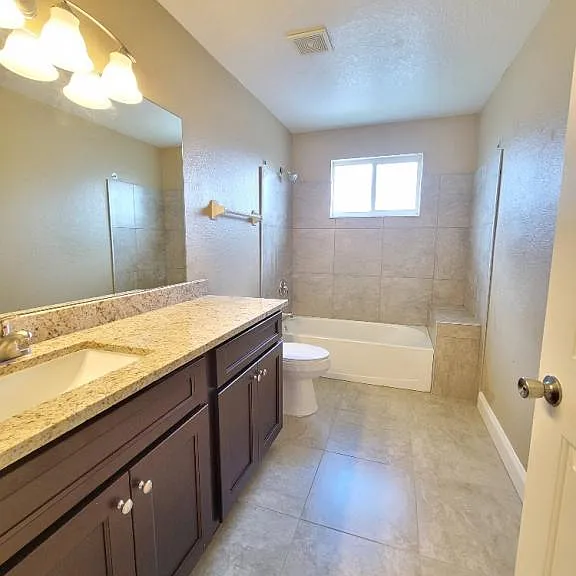 2310 Prime Cir #B — Photo 17